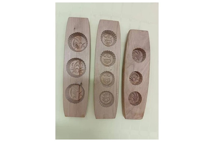 Traditional Wooden Pastry Molds 3pcs